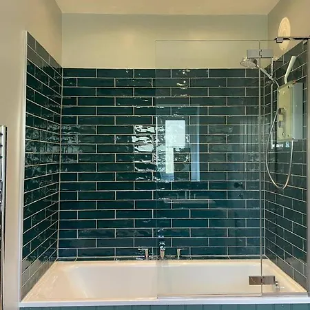 Kingsdale Head Weathercote